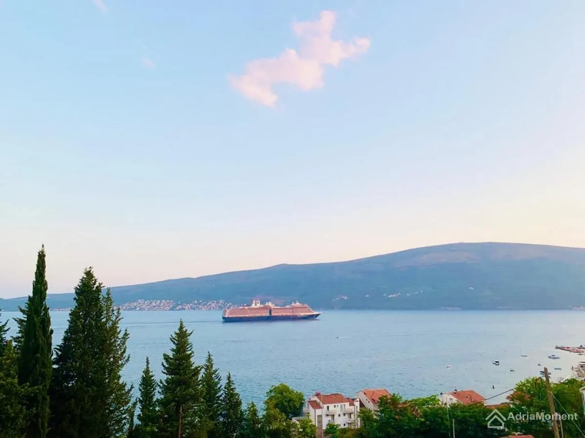 Prodaja, kuća, 174m², Baošići, Herceg Novi