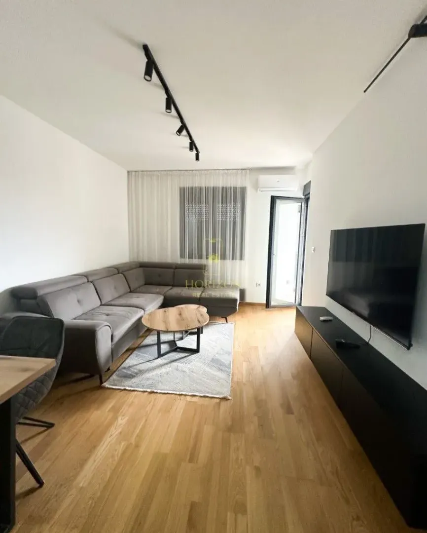 Prodaja, jednosoban stan, 45m², New City, Podgorica