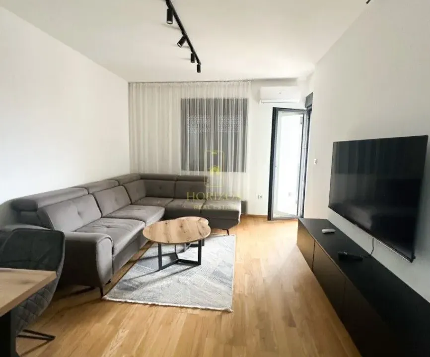 Prodaja, jednosoban stan, 45m², New City, Podgorica
