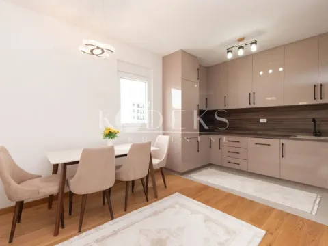 Rent, two bedroom apartment, 71m², New City, Podgorica - image 12