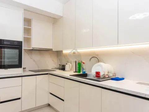 Izdavanje, jednosoban stan, 45m², City Kvart, Podgorica - image 7