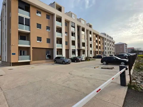 Sale, one bedroom apartment, 34m², Zabjelo, Podgorica - image 9