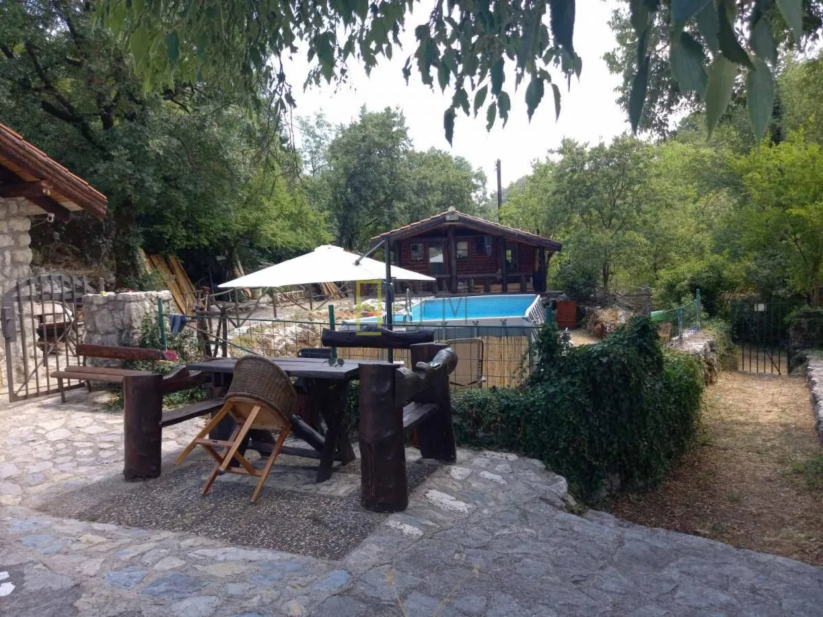 Prodaja, kuća, 178m², Rijeka Crnojevića, Cetinje
