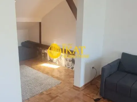 Prodaja, stan, 127m², Slavija, Vračar Sve Podlokacije - image 4