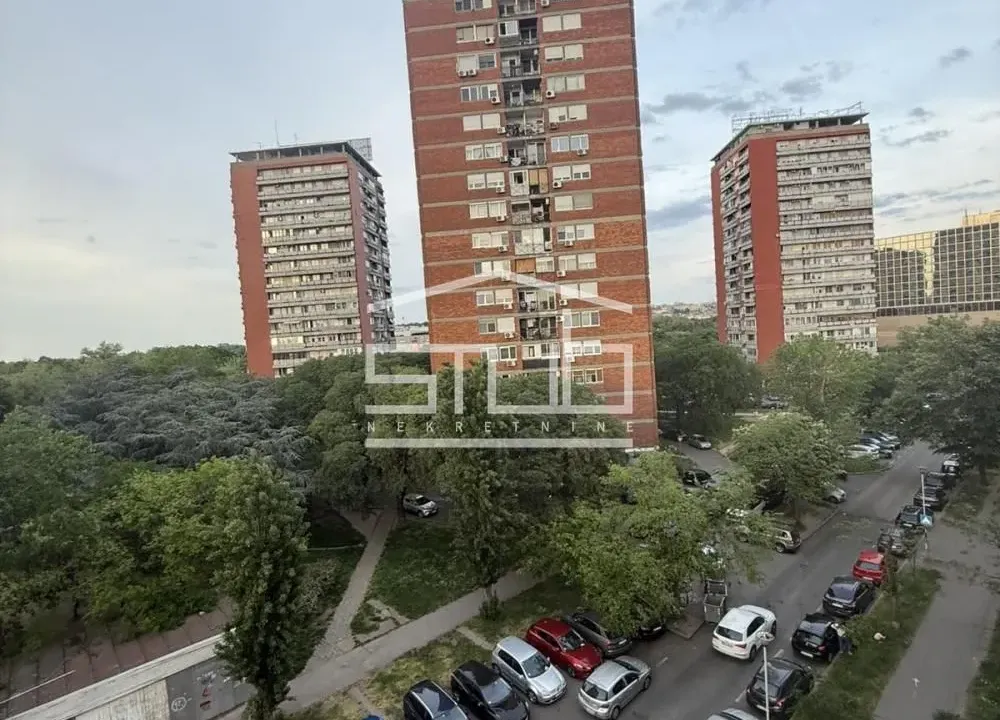 Prodaja, trosoban stan, 57m², Novi Beograd Blok 21, Novi Beograd Sve Podlokacije