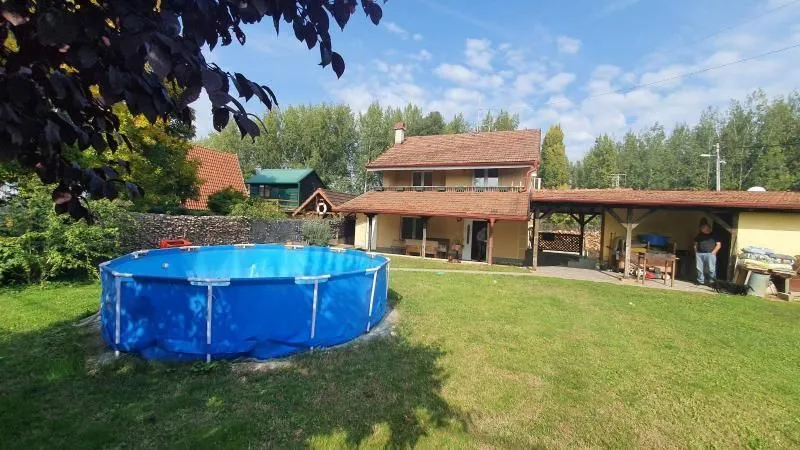 Sale, house, 168m², Kamenjar, Novi Sad Sve Podlokacije
