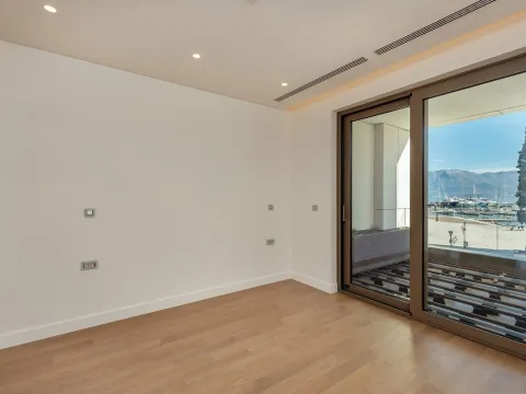 Prodaja, jednosoban stan, 82m², Portonovi, Herceg Novi - image 10