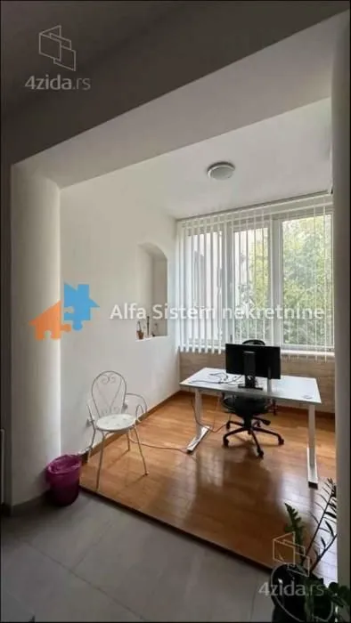 Rent, office space, 223m², Kalenić Pijaca, Vračar Sve Podlokacije