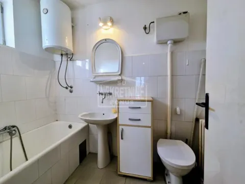 Prodaja, dvosoban stan, 60m², Centar, Subotica - image 9
