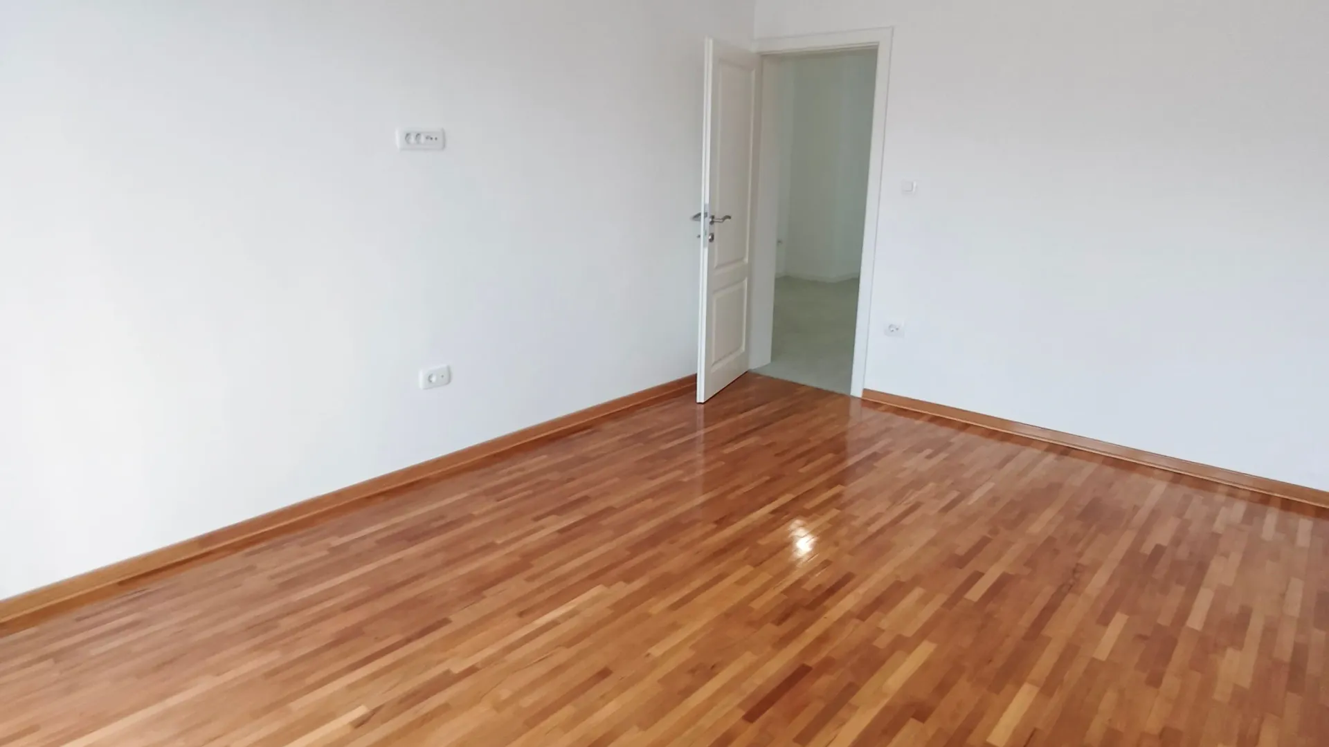 Rent, office space, 50m², Preko Morače, Podgorica