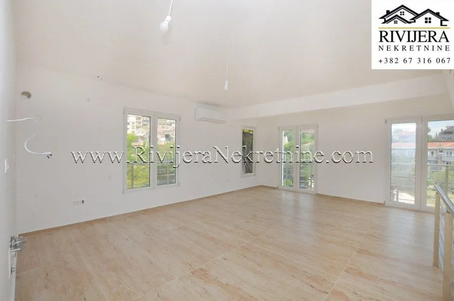 Prodaja, trosoban stan, 95m², Đenovići, Herceg Novi