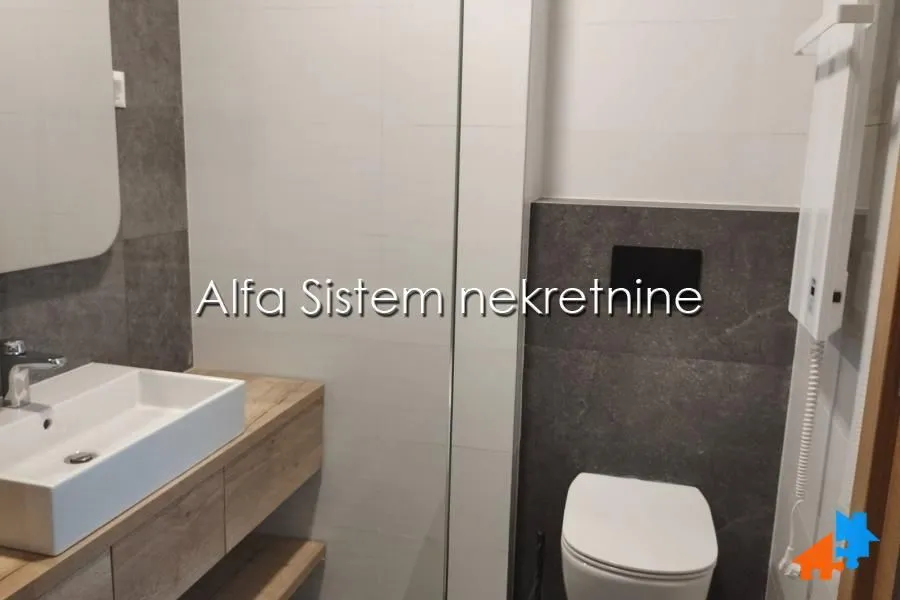 Rent, two bedroom apartment, 90m², Voždovac Sve Podlokacije, Beograd