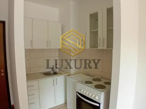 Sale, studio apartment, 30m², City Kvart, Podgorica - image 10