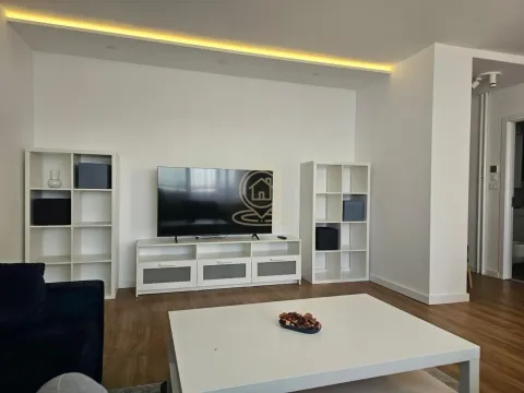 Izdavanje, dvosoban stan, 50m², Novi Beograd Blok 38, Novi Beograd Sve Podlokacije - image 4