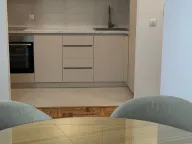 Izdavanje, jednosoban stan, 50m², Bečići, Budva - image 23