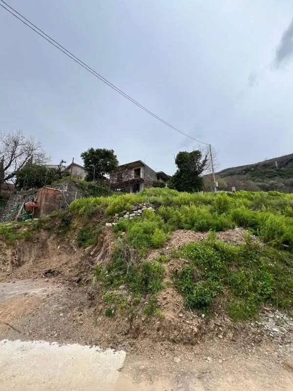 Prodaja, plac, 611m², Lastva Grbaljska, Kotor