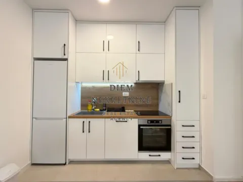Izdavanje, dvosoban stan, 70m², Stari Aerodrom, Podgorica - image 3
