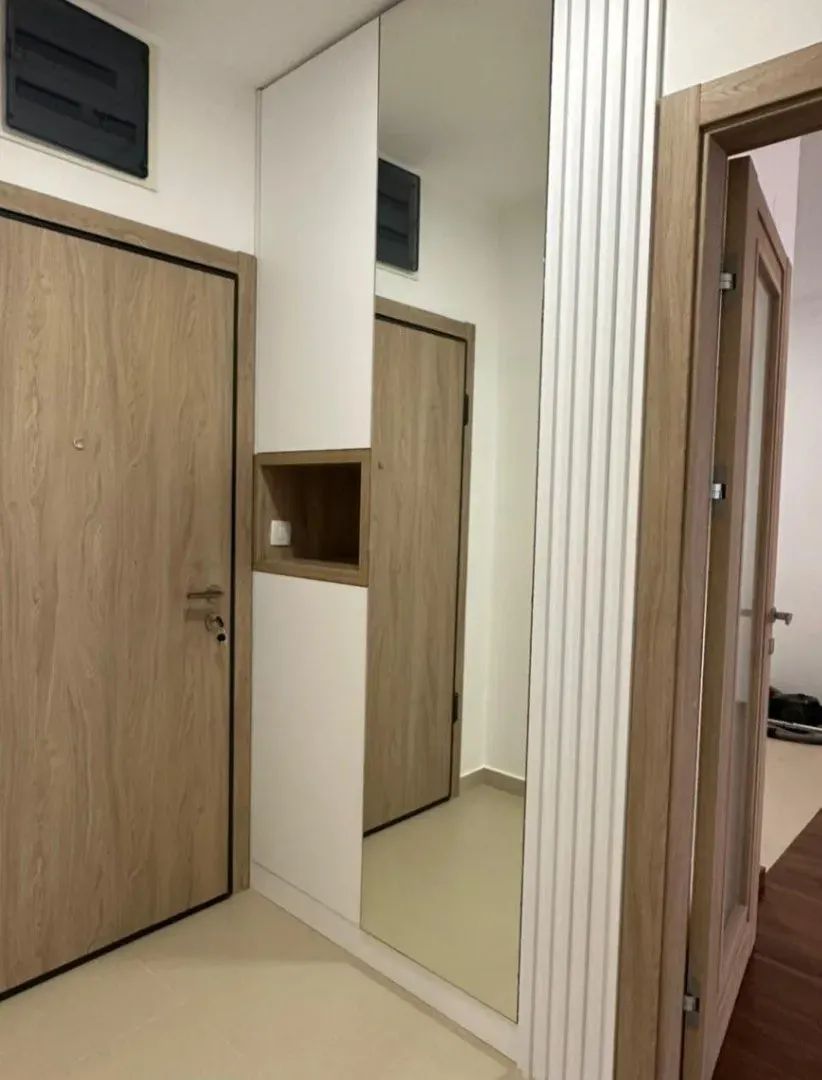 Izdavanje, dvosoban stan, 72m², Master Kvart, Podgorica