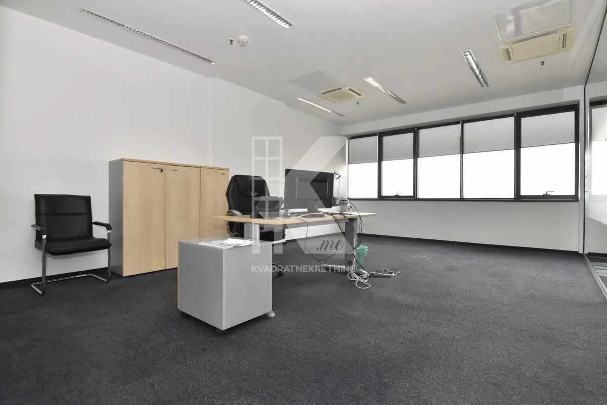 Rent, office space, 318m², Preko Morače, Podgorica