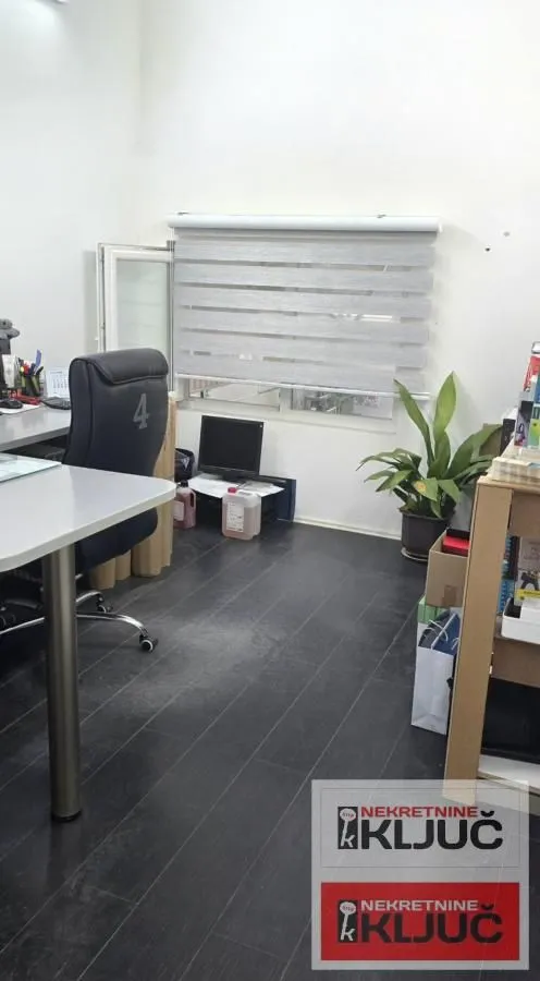 Rent, office space, 450m², Veternik, Novi Sad Sve Podlokacije
