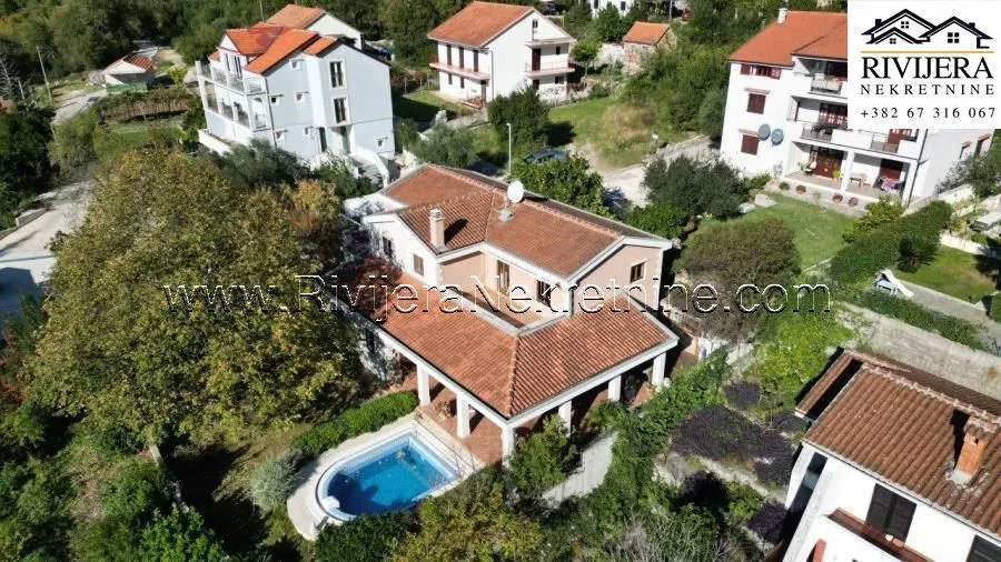Prodaja, kuća, 300m², Orahovac, Kotor