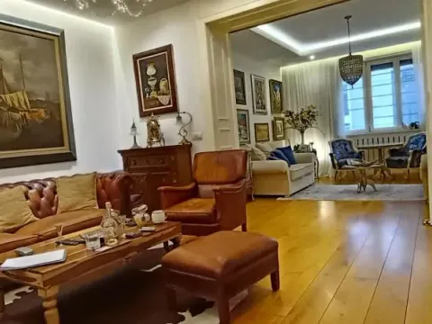 Prodaja, trosoban stan, 95m², Stari Grad, Beograd - image 4