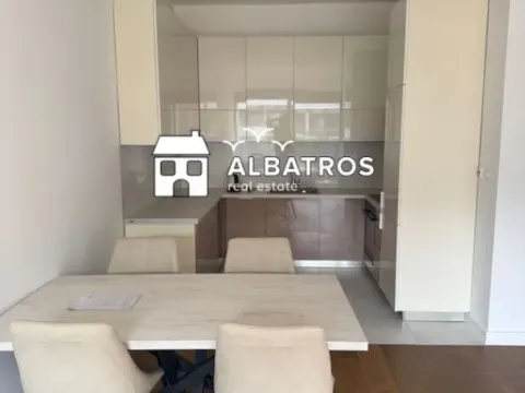 Prodaja, jednosoban stan, 65m², Soho City, Bar - image 4