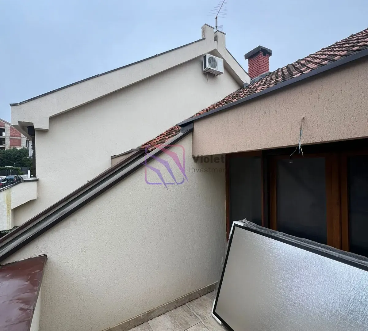 Prodaja, kuća, 400m², Gorica C, Podgorica