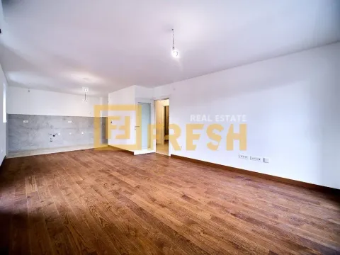 Prodaja, trosoban stan, 110m², Tološi, Podgorica - image 4