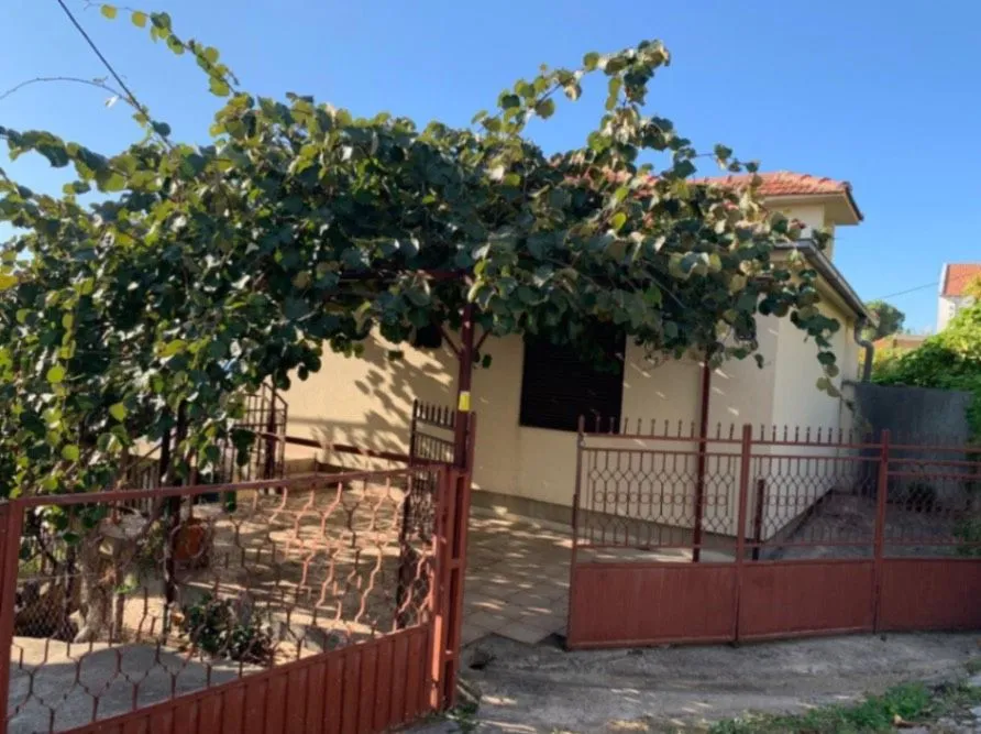 Prodaja, kuća, 130m², Dobre Vode, Bar - Görünüm 4