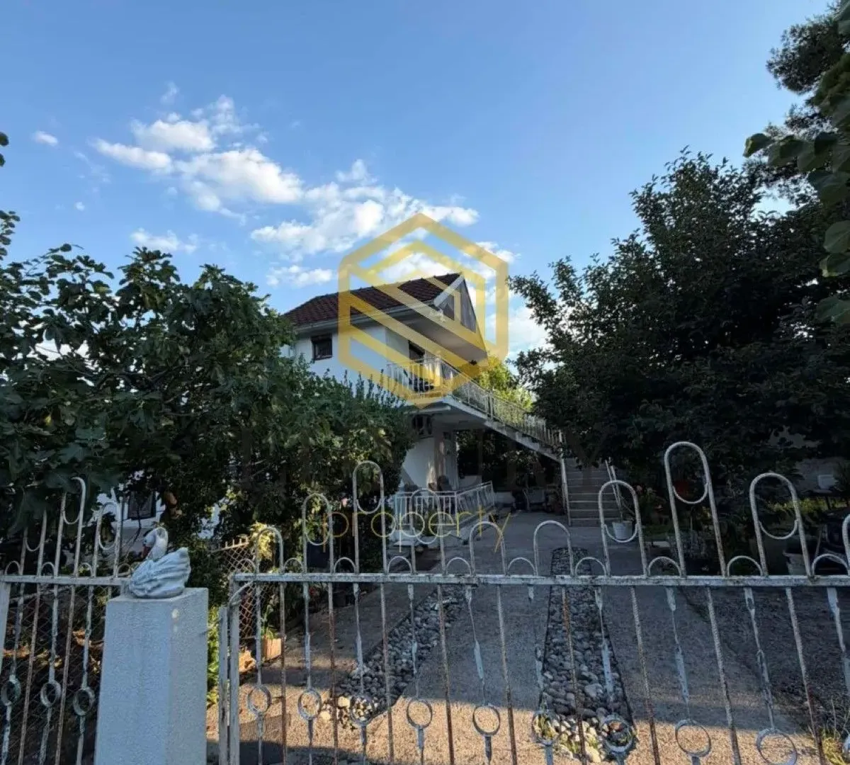 Rent, two bedroom apartment, 80m², Pobrežje, Podgorica