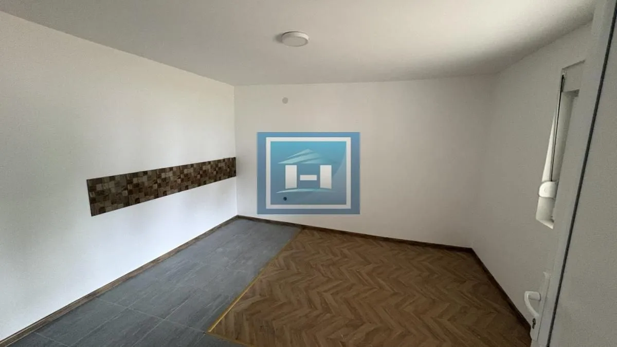 Prodaja, kuća, 275m², Mali Popović, Jagodina