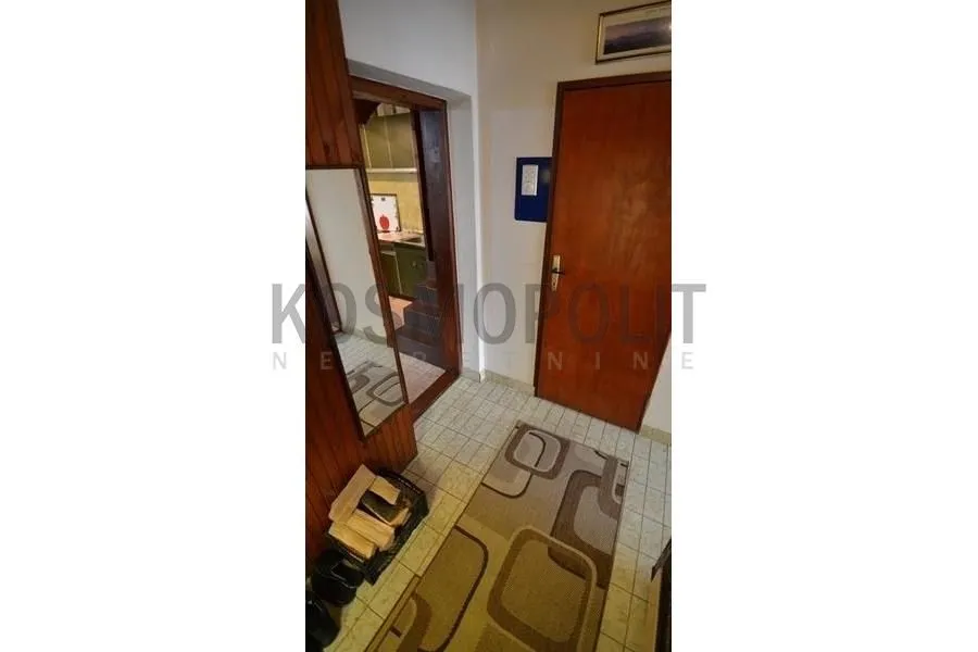 Sale, house, 74m², Čubura, Beograd