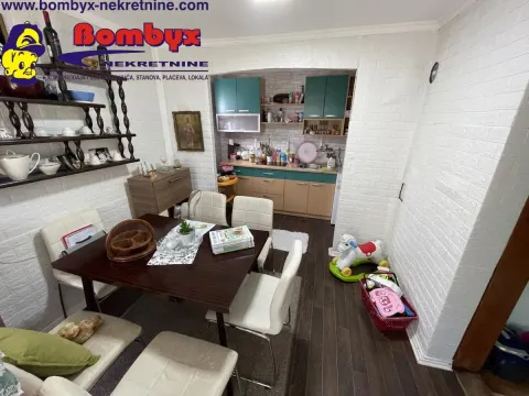 Sale, house, 500m², Beočin, Srbija - image 14