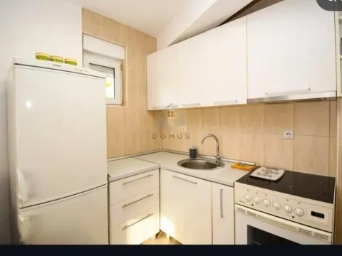 Prodaja, dvosoban stan, 37m², Centar, Podgorica - image 3