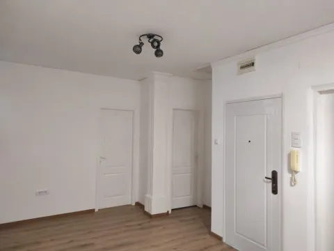 Prodaja, dvosoban stan, 36m², Miljakovac, Rakovica - image 2