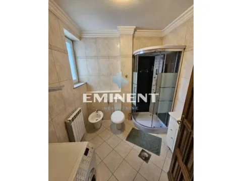 Izdavanje, četvorosoban stan, 115m², Savski Venac, Beograd - image 12