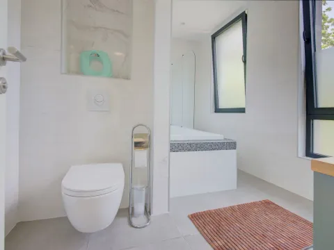 Prodaja, stan, 80m², Tivat, Crna Gora - image 12