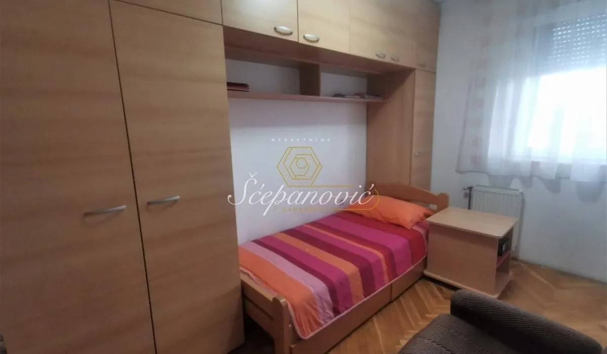 Sale, three bedroom apartment, 62m², Novo naselje, Novi Sad