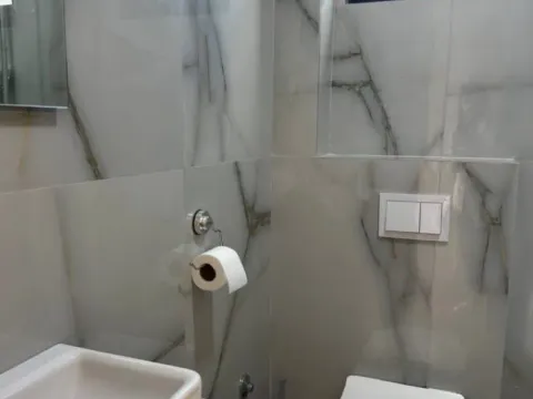 Sale, one bedroom apartment, 39m², Bečići, Budva - image 9