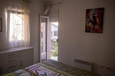 Izdavanje, jednosoban stan, 48m², Dalmatinska ulica, Podgorica - image 12