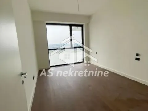 Izdavanje, četvorosoban stan, 148m², Savski Venac, Beograd - image 7