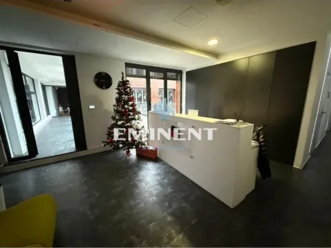 Izdavanje, poslovni prostor, 303m², Stari Grad, Beograd - image 12