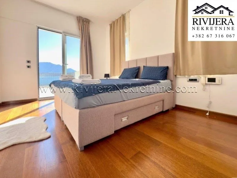 Prodaja, kuća, 405m², Strp, Kotor