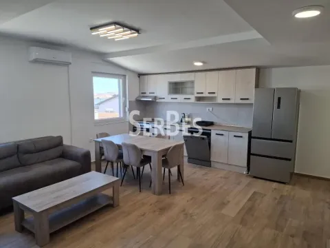 Izdavanje, četvorosoban stan, 85m², Adice, Novi Sad Sve Podlokacije - image 7
