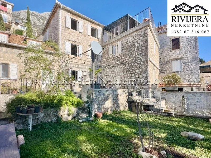 Prodaja, kuća, 211m², Perast, Kotor