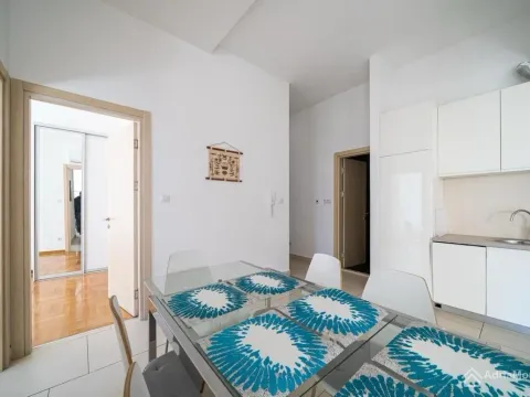 Prodaja, dvosoban stan, 84m², Morinj, Kotor - image 3