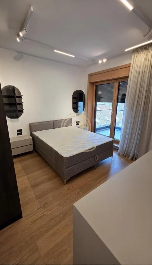 Rent, three bedroom apartment, 97m², Klinički Centar, Beograd