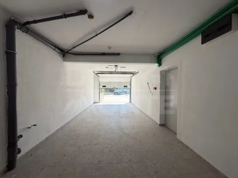 Rent, two bedroom apartment, 90m², Tivat, Crna Gora - image 13