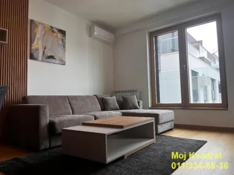 Stan in Novi Beograd Blok 65